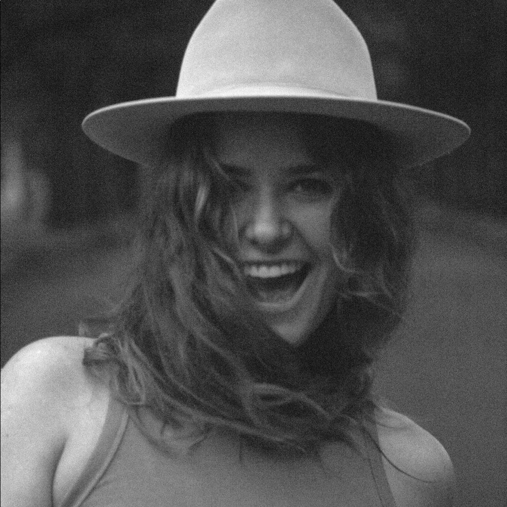 Meet your Posher, Brynn